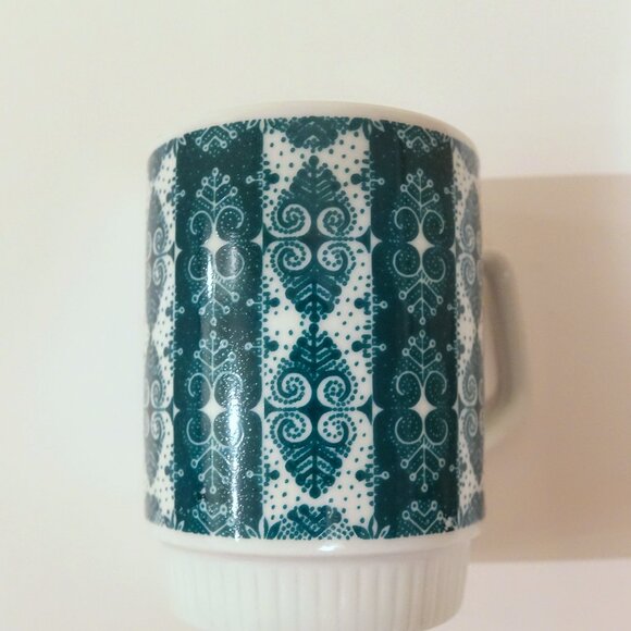 Retro Chintz Patterned Mugs - Picture 7 of 8